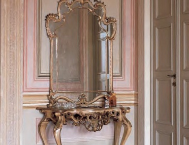 The console on high legs, Bakokko