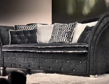 Marylin Sofa, Formerin