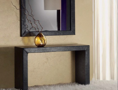 Console Tabby, Formerin