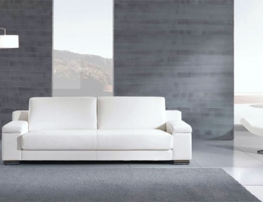 The sofa is modular, Essepi