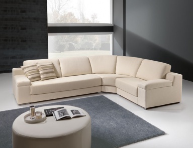 The sofa is modular, Essepi