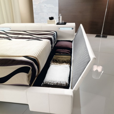 Double bed Charlotte