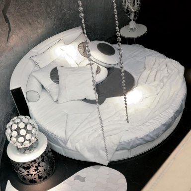 Round bed Venus