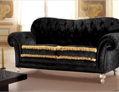 The Lara Sofa, Epoque