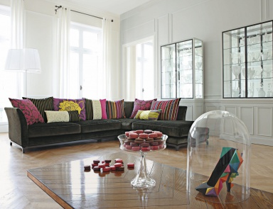 The sofa is modular, Calligraphe - Roche Bobois