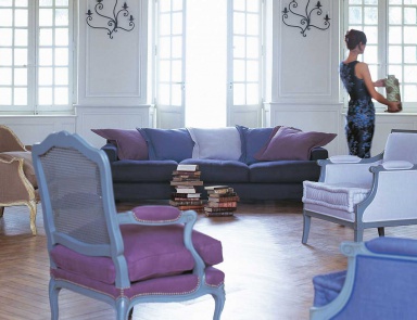 The sofa is modular, City-Life - Roche Bobois