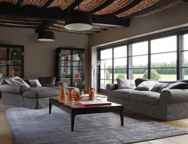 The sofa is modular, Connivence - Roche Bobois