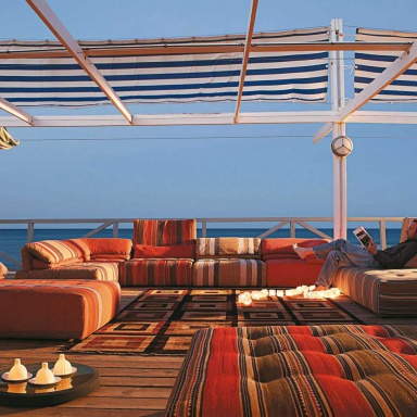 The modular sofa Voyage Immobile