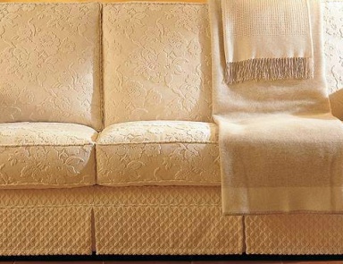 The Emily Sofa, Danti