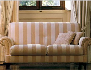 The Fabian Sofa, Danti