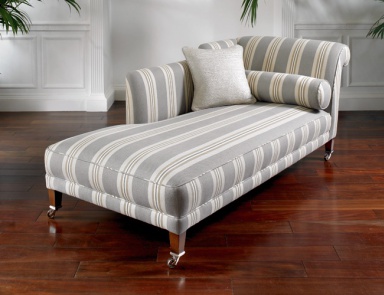 Juliette Couch, Duresta