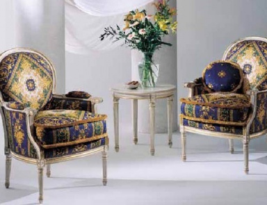 Armchair with a curved backrest, Caspani Tino