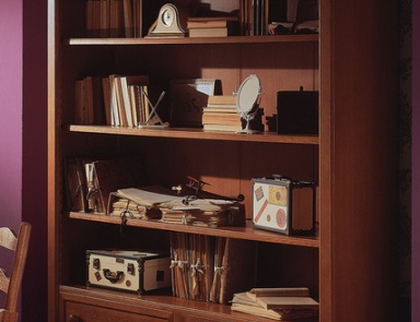 Bookcase, De Baggis