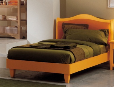 Bed with headboard, De Baggis