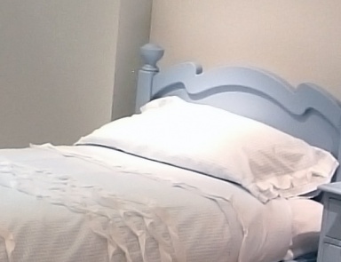 Bed with headboard, De Baggis