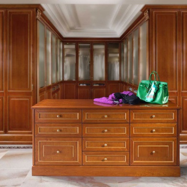 Dresser Royal Luxury