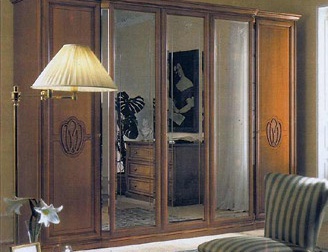 Wardrobe, Dall'agnese