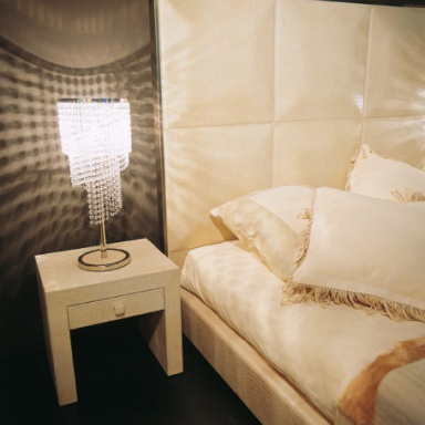 Bed with high back Origami