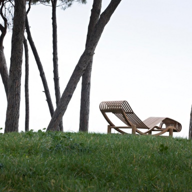 The lounger TOKYO OUTDOOR