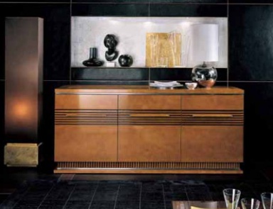 A chest of drawers made of solid wood, Giorgio Collection