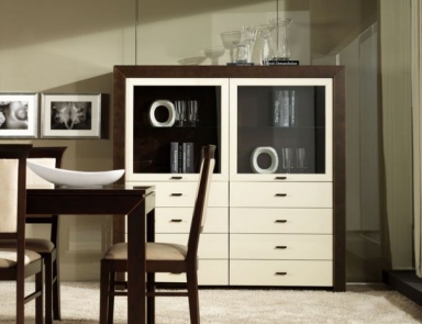 Chest Egea collection, Mobil Fresno