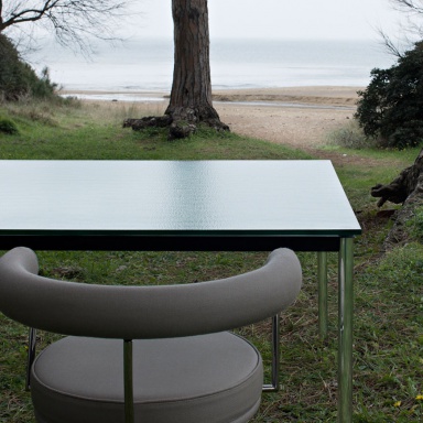 Table LC10 - P OUTDOOR