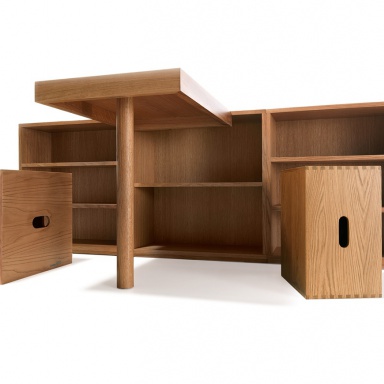 Desk LC16 TRAVAIL AVEC RAYONNAGES