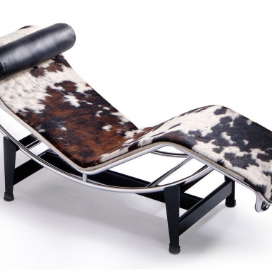 The LC4 chaise lounge