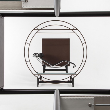 The LC4 chaise lounge