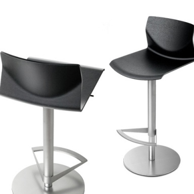 Kai bar stool