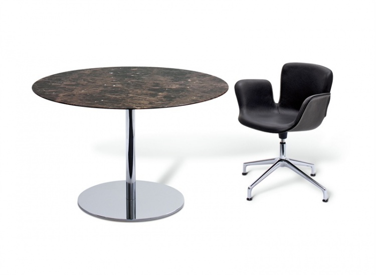 Lotus dining table High Table, Cappellini