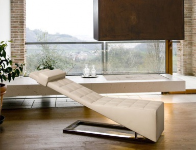 The Sigmund chaise lounge, SITIA