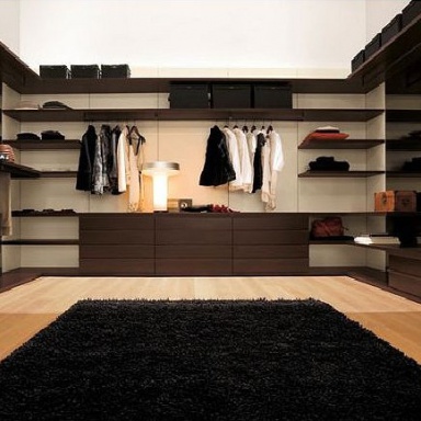 Walk-in closet