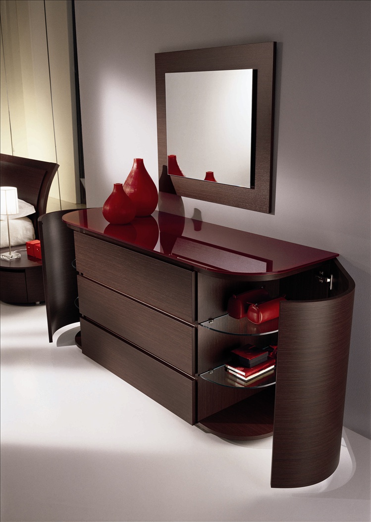 Dresser, Mercantini