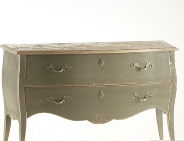 A chest of drawers made of solid wood, Dialma Brown