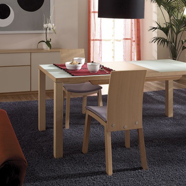 Valencia dining table