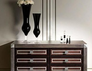 The drawers on figured legs, Maroso Gino