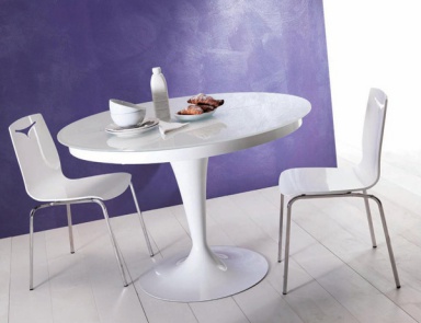 Round dining table, Ozzio