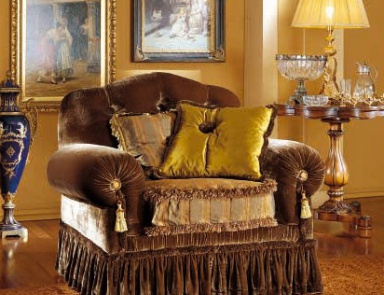 Chair with rounded armrests, Palmobili