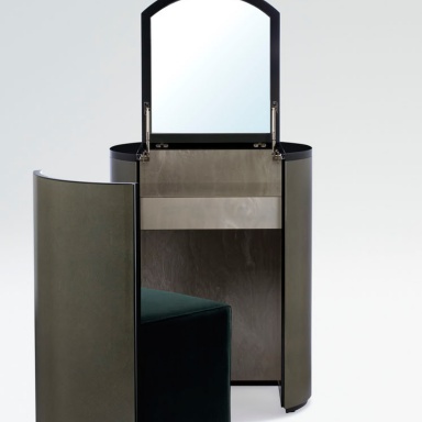 Antoinette dressing table