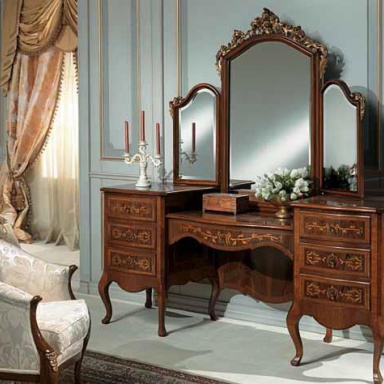 Dressing table