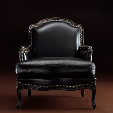 Chair with Ottoman Pigra