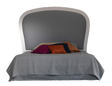 Double bed from the collection of Gingerbread, Lando