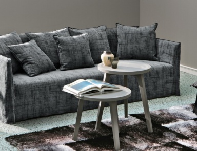 The Ghost 12 Sofa, Gervasoni