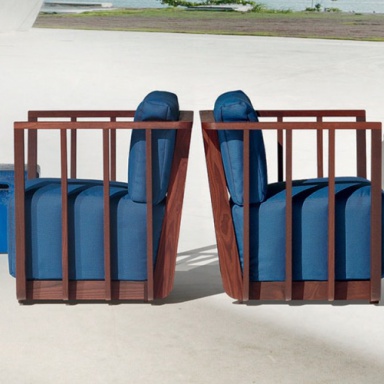 The Armchair InOut 911