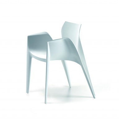 The Evia Chair