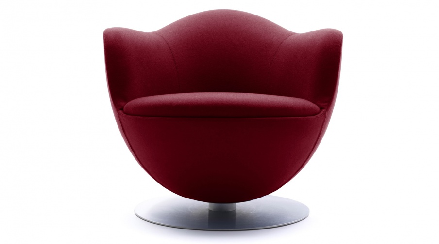 The Dalia chair with metal base, Cappellini - Luxury furniture MR