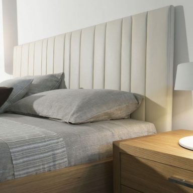 Double bed close to Villa Melzi