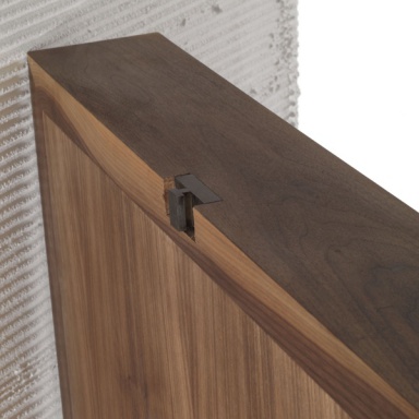 The Mirror And Sincere