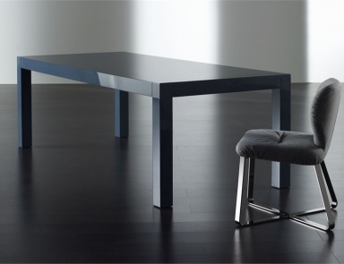 Norris dining table, Meridiani